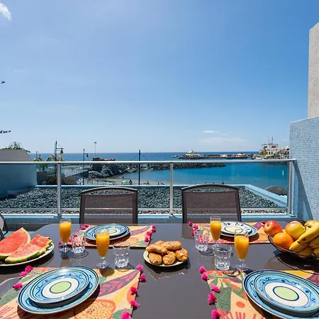 Beachfront In Puerto Mogan Puerto De Mogan Exterior photo